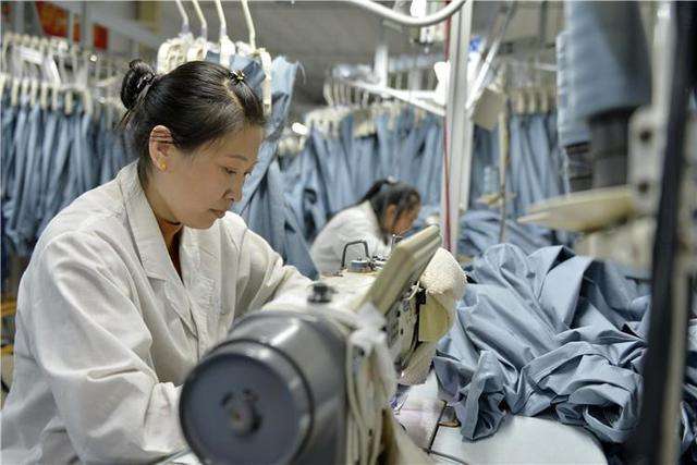 服裝加工廠工服定制