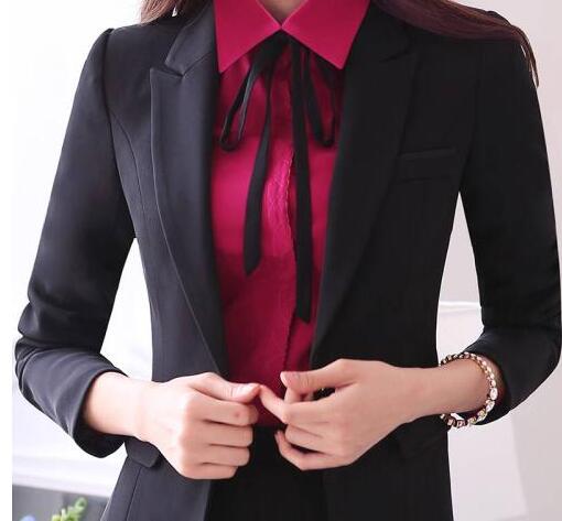 女士商務(wù)職業(yè)裝穿搭介紹