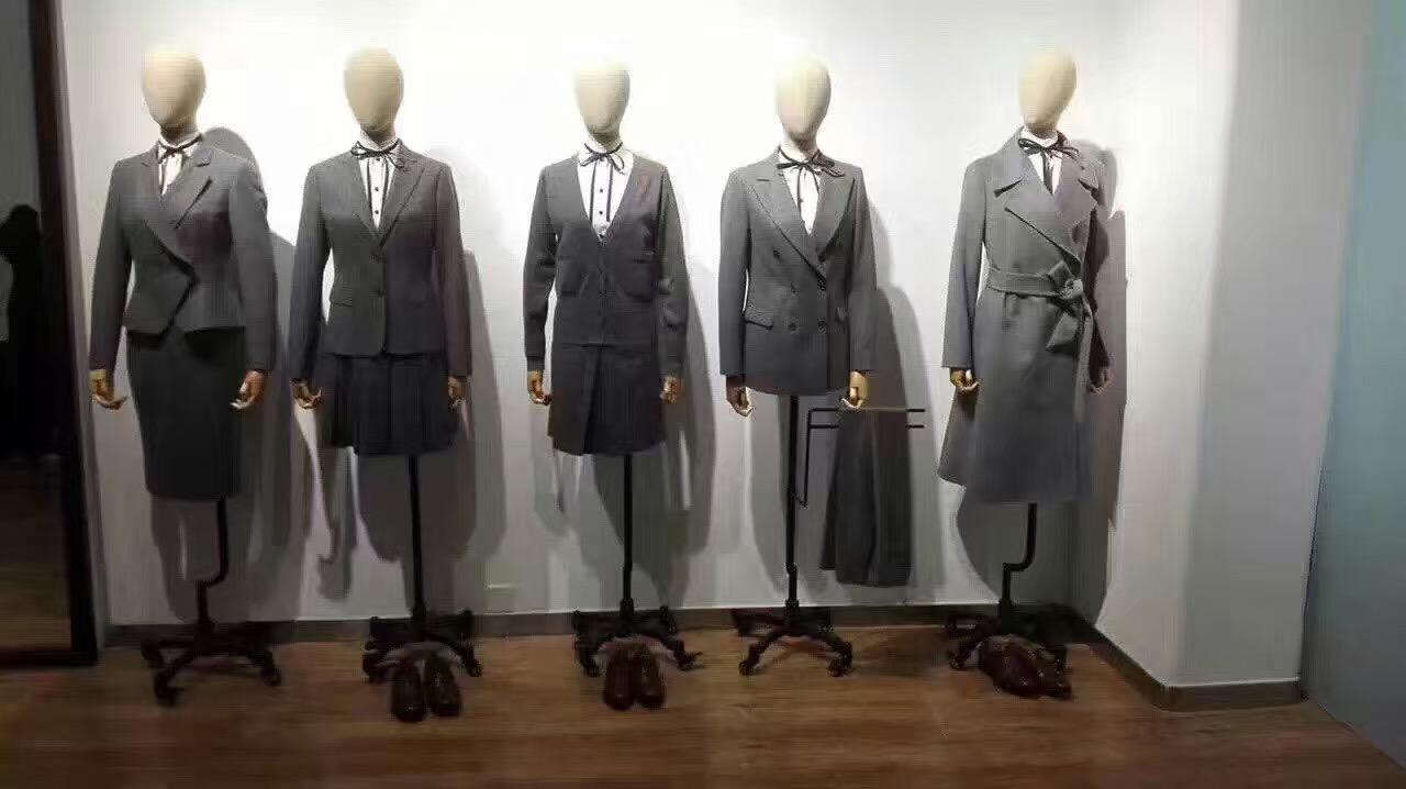 學校校服款式量體定制